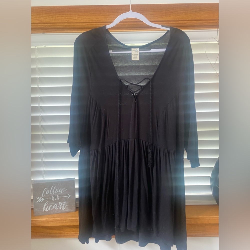 Terra & Sky black dress 1X (16W-18W)